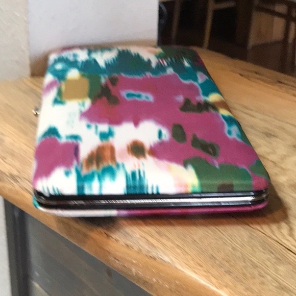 New Colorful Clutch Clutch - Picture 7 of 15